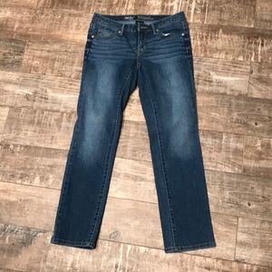 Mid rise straight jeans size 4 S